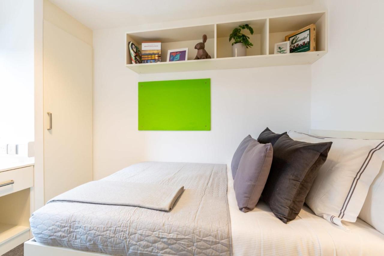 Ensuite Bedrooms With Shared Kitchen At Hollingbury House In Brighton Luaran gambar